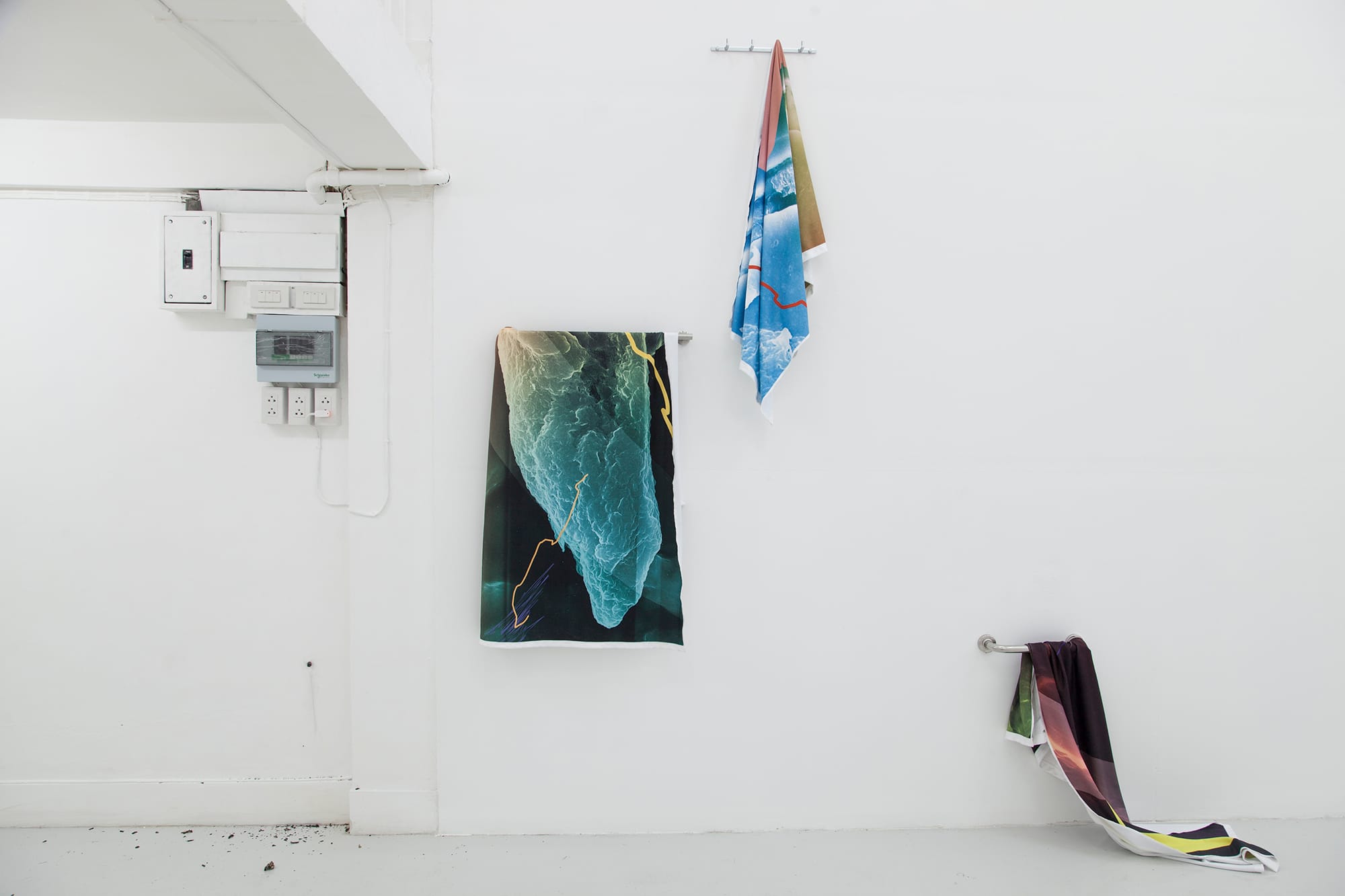 Contemplations Reverse install view 02